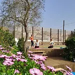 Good Feeling & Hostel Raposeira (Faro)