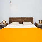 Hostel Good Feeling & Raposeira (Faro)