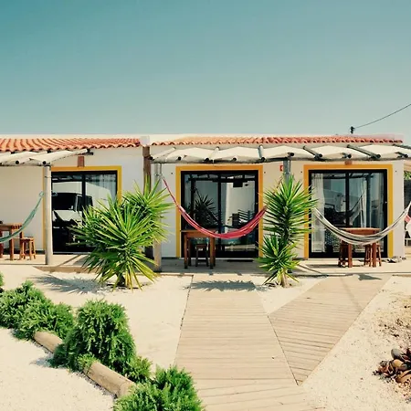 Good Feeling Hostel & Guest House Raposeira (Faro)