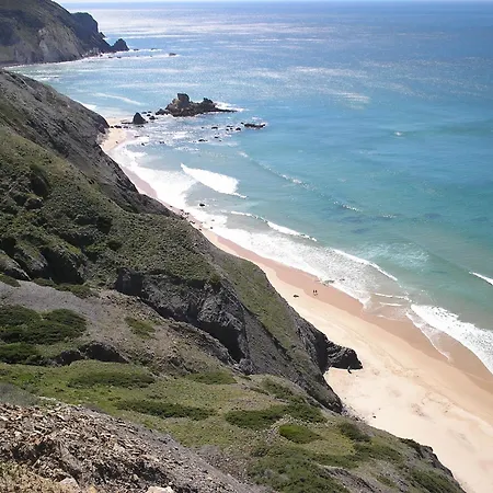 אכסניה Good Feeling & Raposeira (Faro)