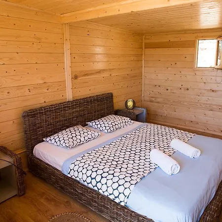 Good Feeling Hostel & Guest House *