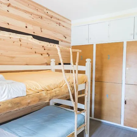 Good Feeling Hostel & Guest House Hostel *