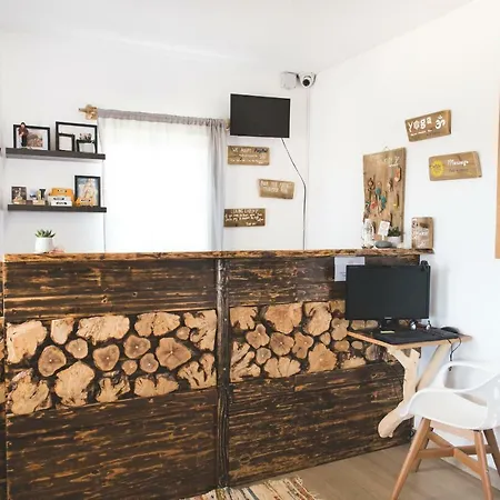 אכסניה Good Feeling & Raposeira (Faro)