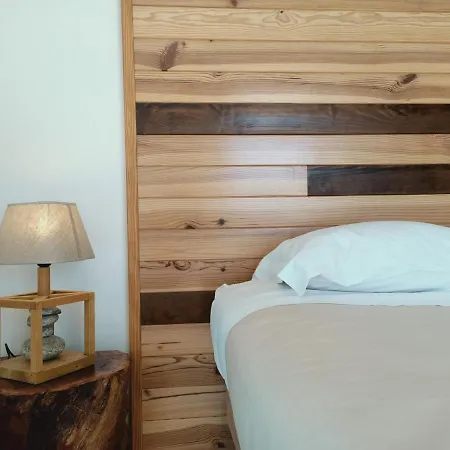 Good Feeling Hostel & Guest House *