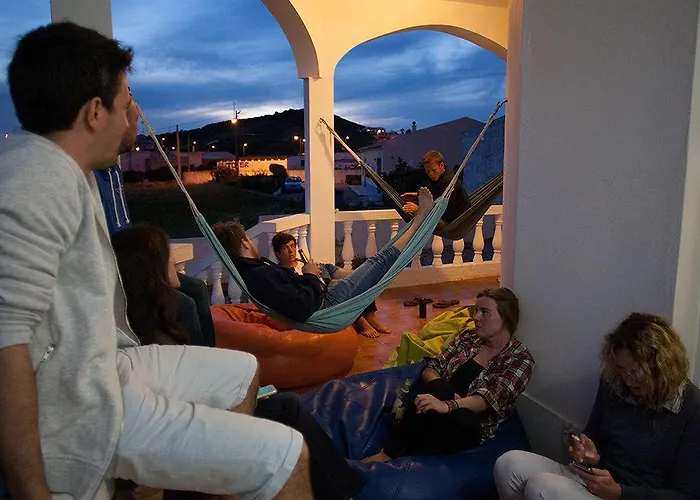 Hostel Good Feeling &